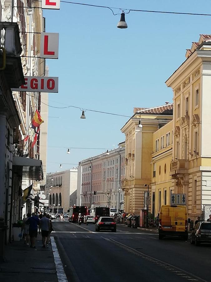 Signorina In Rome Hostel Kültér fotó